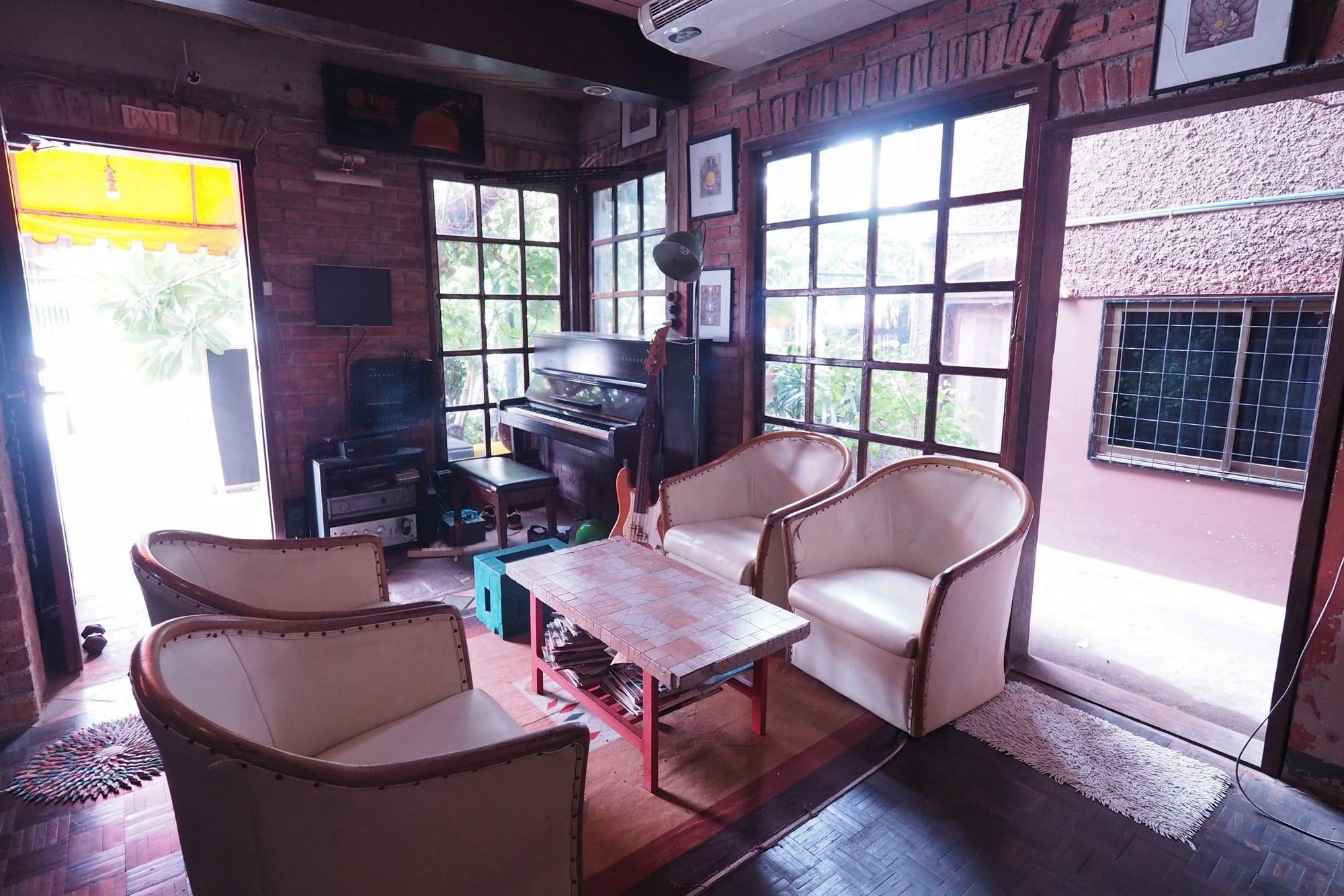 Brickhouse Ayutthaya Guesthouse Est 1986 Exterior photo